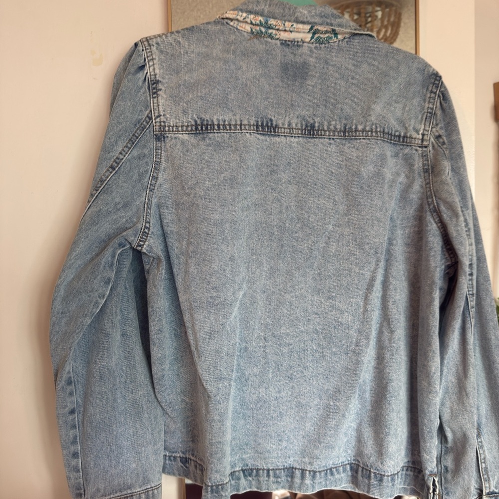 Light Blue Denim Shacket/Jacket - Picture 5 of 5